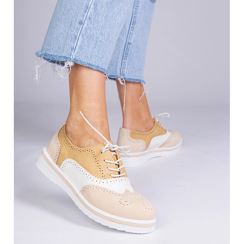 Beige Classic Oxford Shoes 1