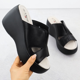 S.Barski Kvinnor läderkilar på de svarta kilarna S. Barski LR51-541 1