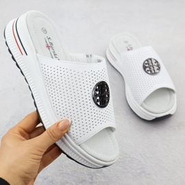 S.Barski Women's Openwork Leather Flip Flops S. Barski LR51-661 vit 1