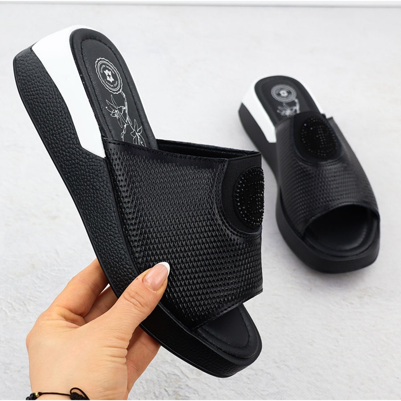 Kvinnors läder tofflor bekväma svart jezzi 8479 1