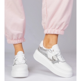 Vita sneakers med glitter 2