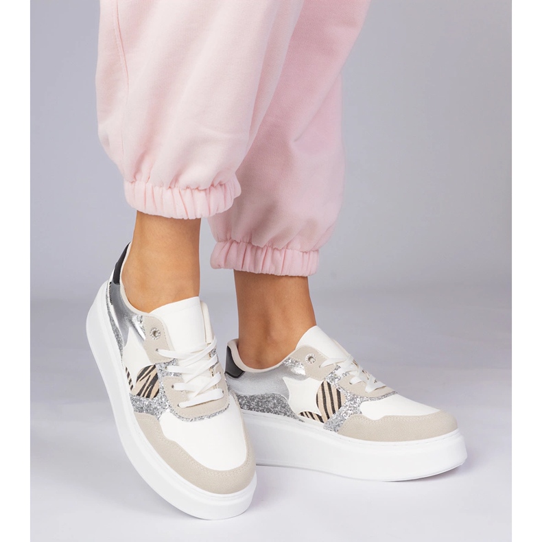 Beige sneakers med glitter 2