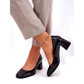 Läder lackerade kvinnors pumpar på Vinceza 91130 Black Post svart 3