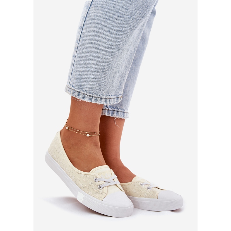Sneakers kvinnors sneakers med broderi Lee Cooper LCW-25-31-3445L Beige 1