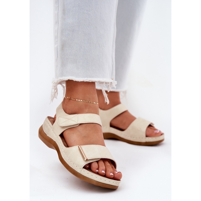 Evento Bekväma kvinnors kardborrsandaler gyllene 2