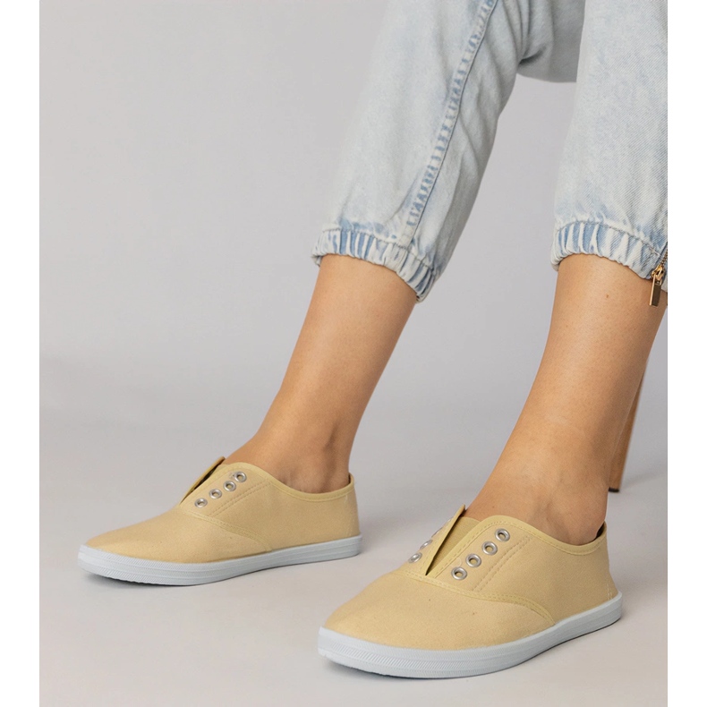 Slip-on sneakers i grått tyg 1