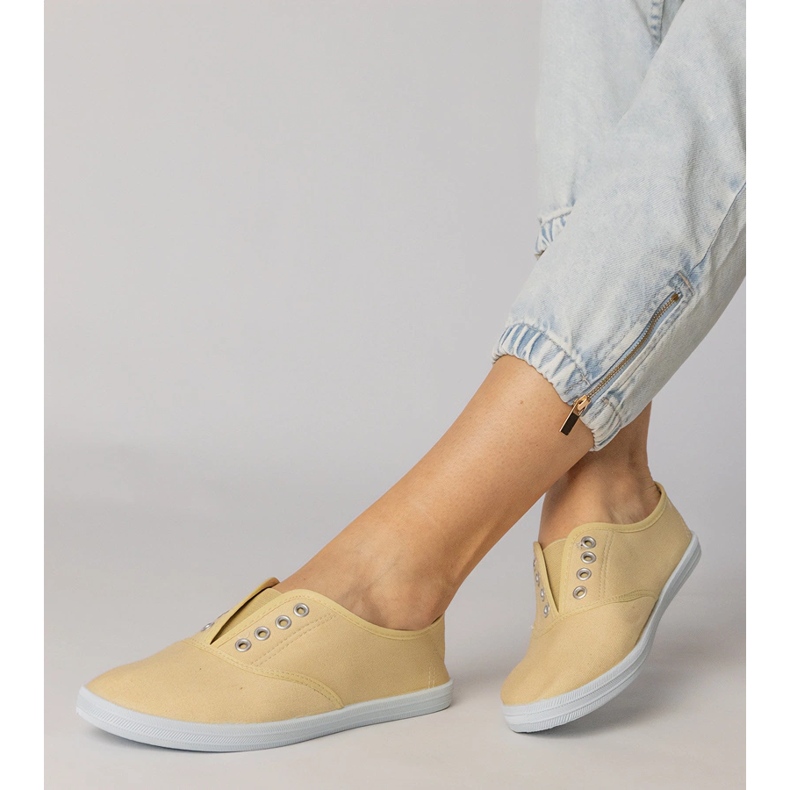 Slip-on sneakers i grått tyg 2