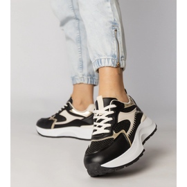 Svarta sportsneakers med en flätad insats 3