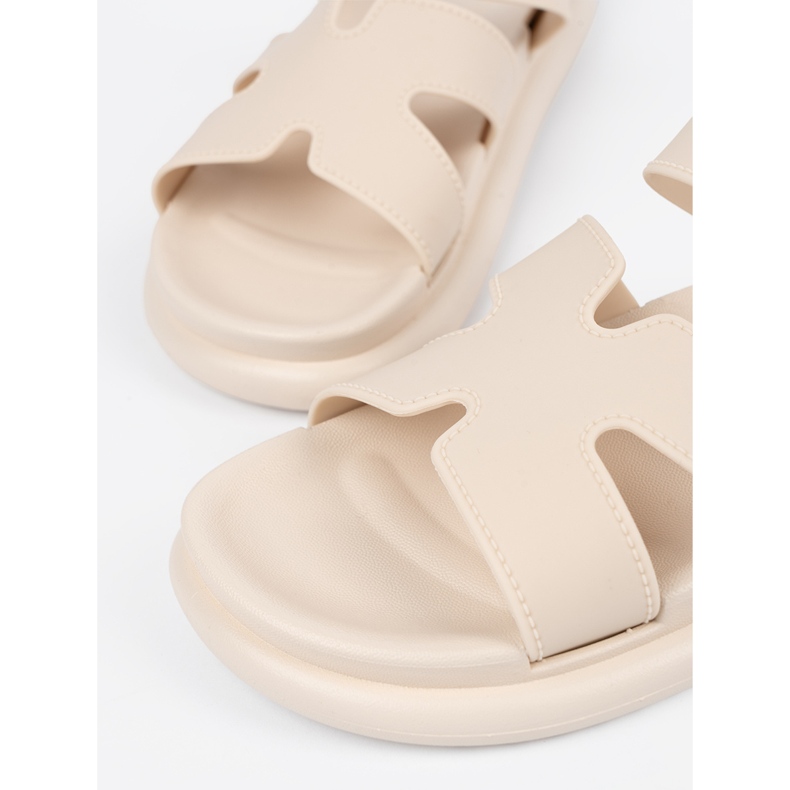 Seastar Lätt att skena kvinnors platta sulor beige 1