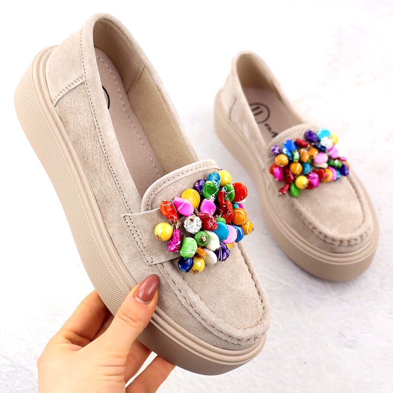 Läderloafers på plattformen med beige beige filippo DP6765 1