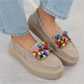 Läderloafers på plattformen med beige beige filippo DP6765 6