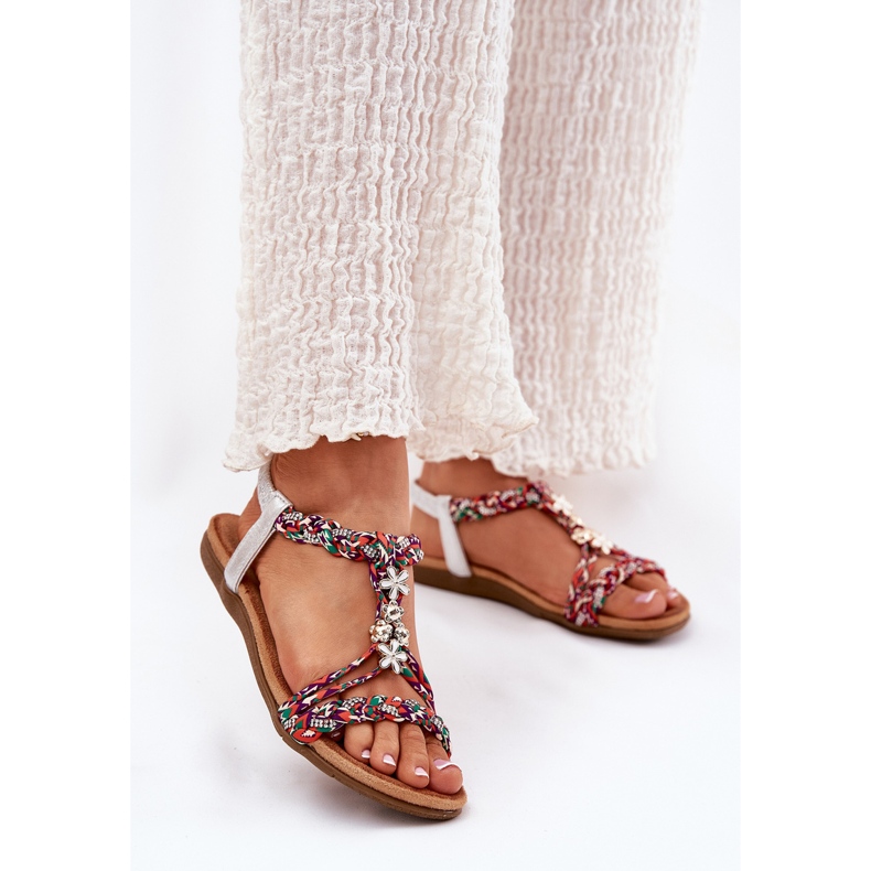 Platta kvinnosandaler med flätade ränder och stift Artiker 54C1322 Multikolor mångfärgad 2