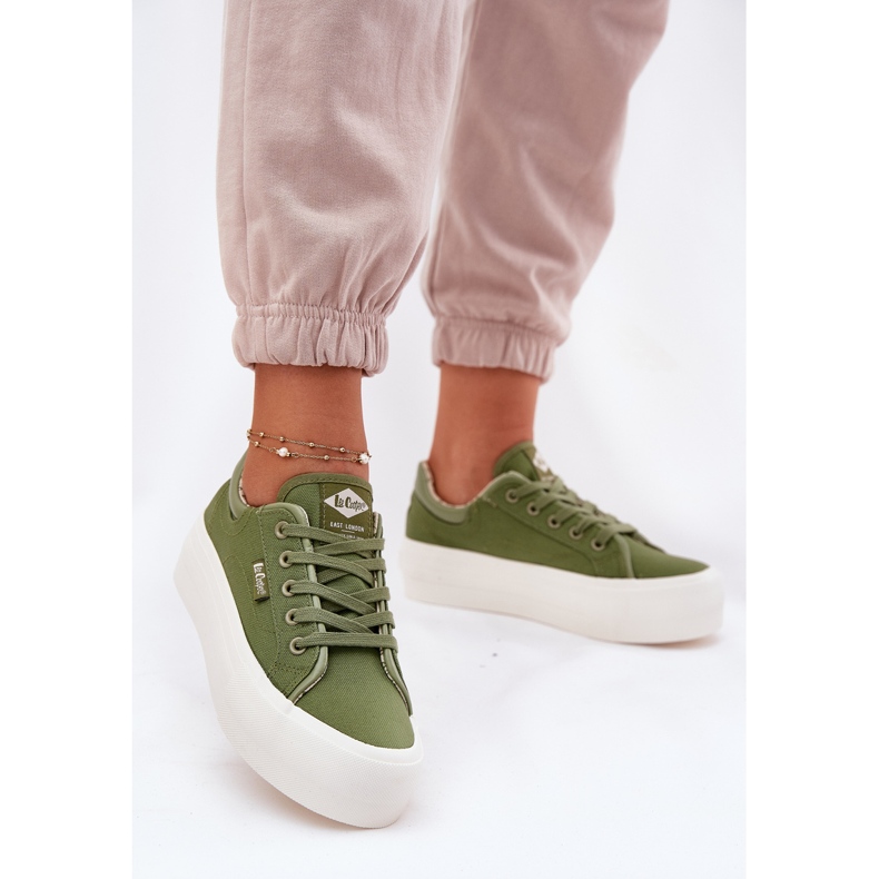 Kvinnors sneakers på plattformen Lee Cooper LCW-25-31-3449L Green grön 2