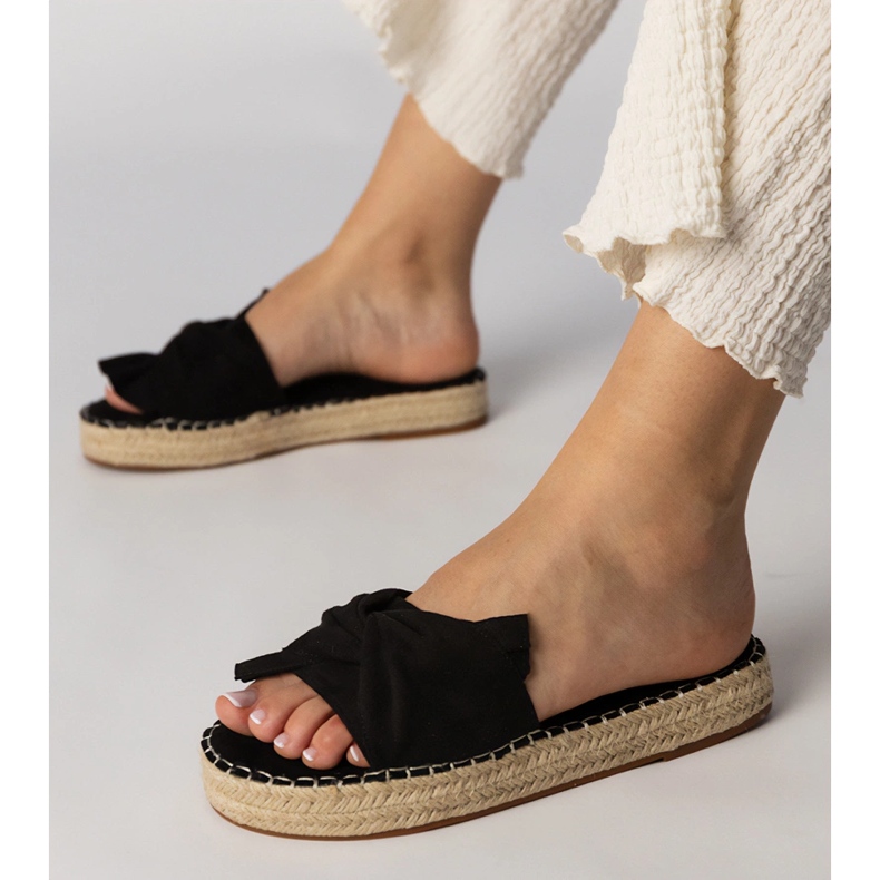 Svart espadrilles med en båge 1