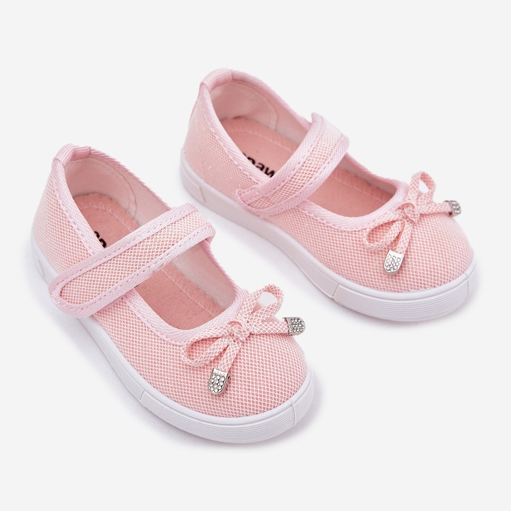 Barnballerinor med en rosa båge 2