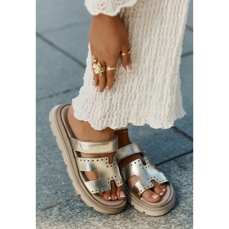 Kvinnors naturläder tofflor på Zazoo 40440 guldplattform gyllene 2