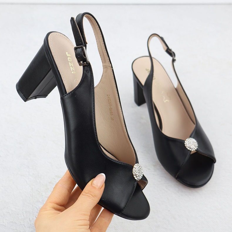 Kvinnors sandaler på Black Jezzi 6985 Post svart 1