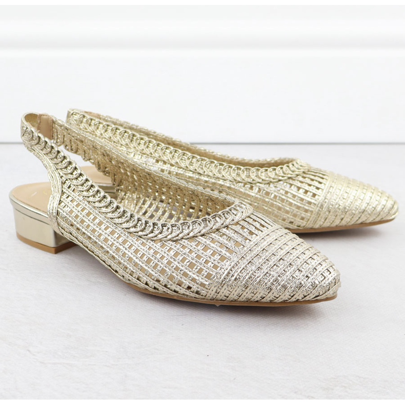 Sandaler för kvinnors öppning i Golden Spitz T.Sokolski L25-334 gyllene 2