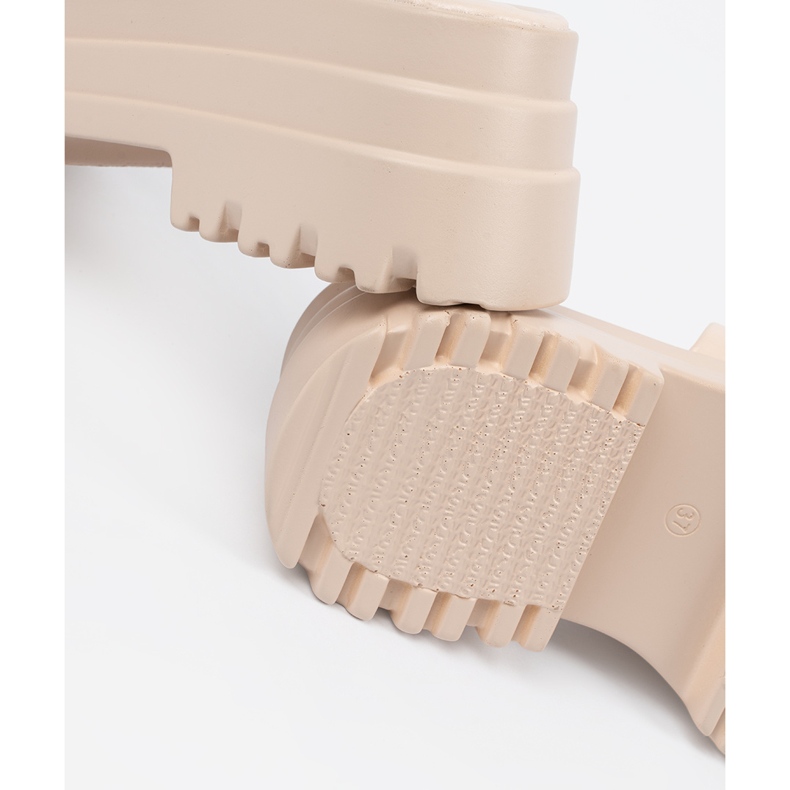 Seastar Tofflor på lätta beige -plattformen 1