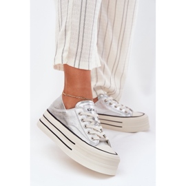 Kvinnors lädersneakers på Goe RR2N4108 Silverplattform 2