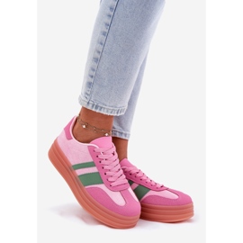 Låga sneakers på den rosa plattformen 1
