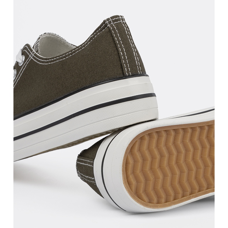 Kvinnors mörkgröna sneakers 1