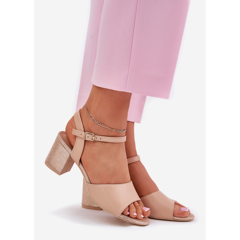 Kvinnosandaler på Vinceza 20275 Beige 1