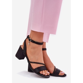 Kvinnors sandaler på pelaren med Vinceza 20268 Black Zircons svart 1