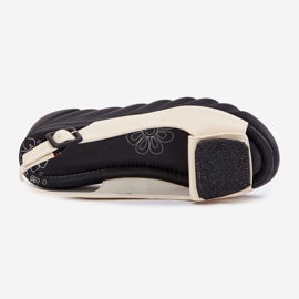 Läder lackerade kvinnors sandaler med forntida dekoration Artiker 56C1567 Beige 2