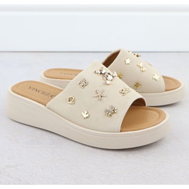 Kvinnors läderkilar med beige Vinceza 66741 2
