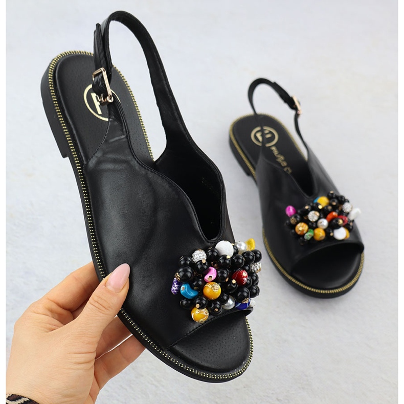 Kvinnors sandaler med svarta pärlor Filippo DS6230 1