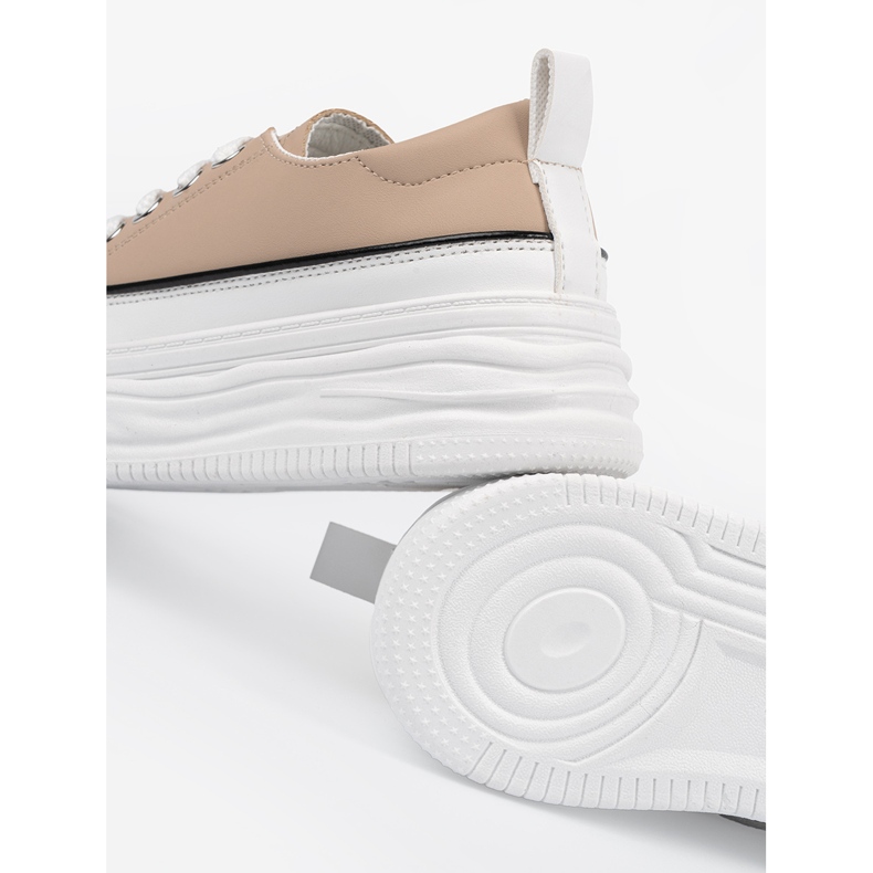 Shelvt Beige sneakers på plattformen 1
