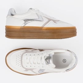 Shelvt Kvinnors vita sneakers med silverinsatser 5