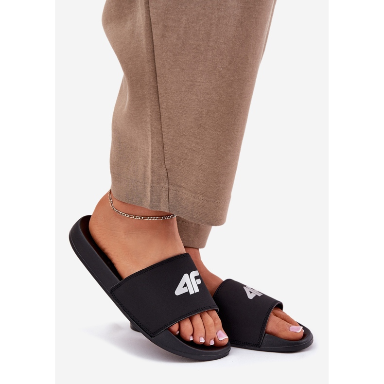 Women 4F 4FRMM00FSLIF010-20S Svart tofflor 1