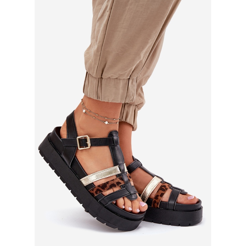 Inna Kvinnors sandaler med ränder på plattformen svart 1