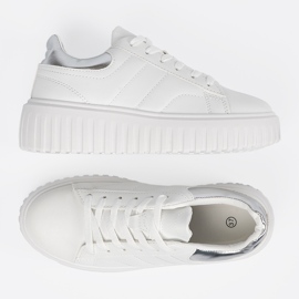 Shelvt Vita kvinnors sneakers med silverinsatser 2