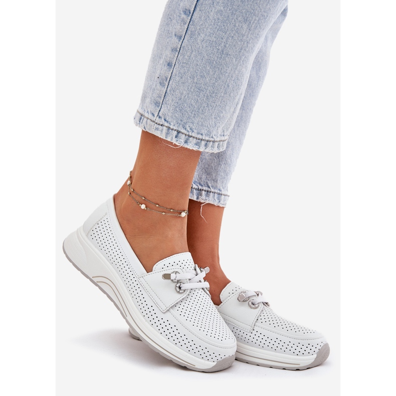 Openwork -skor gjorda av naturläder på Artiker 56C2101 Vit plattform 1