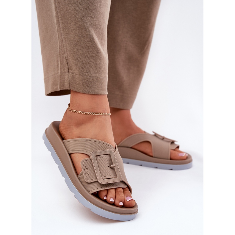 Doftande kvinnors flip flops med en dekorativ spänne zaxy rr285076 beige 2