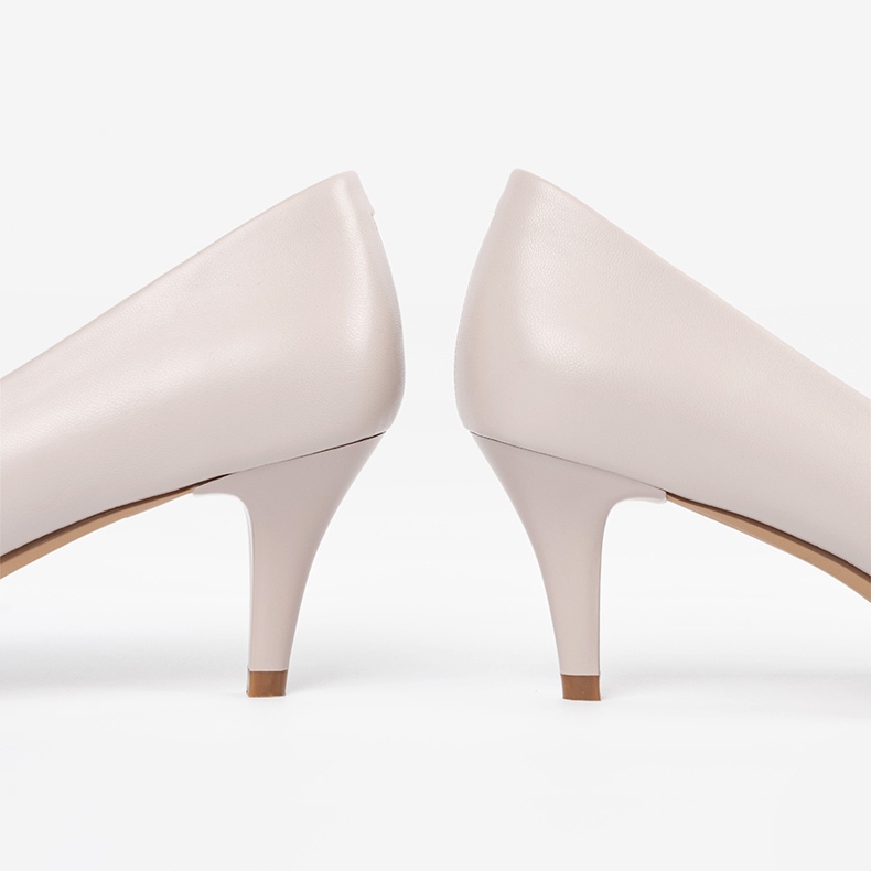 Ljusgrå pumpar Sergio Leone beige 2