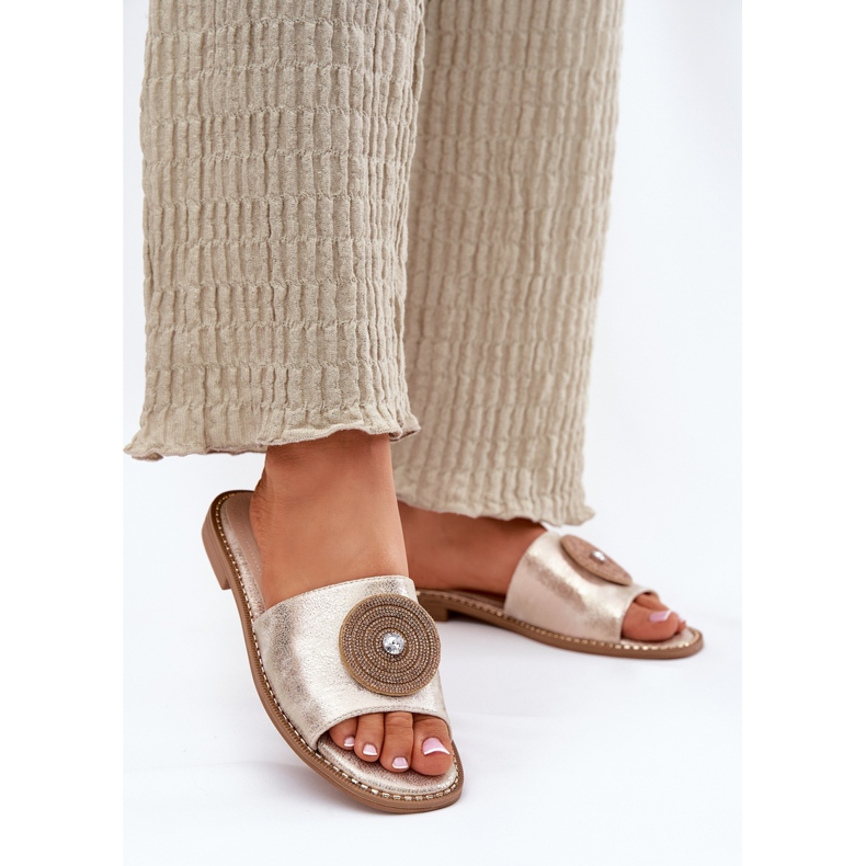 S.Barski Flat-klackade kvinnors flip flops med en prydnad av S. Barski KV51-013 Zloty gyllene 2