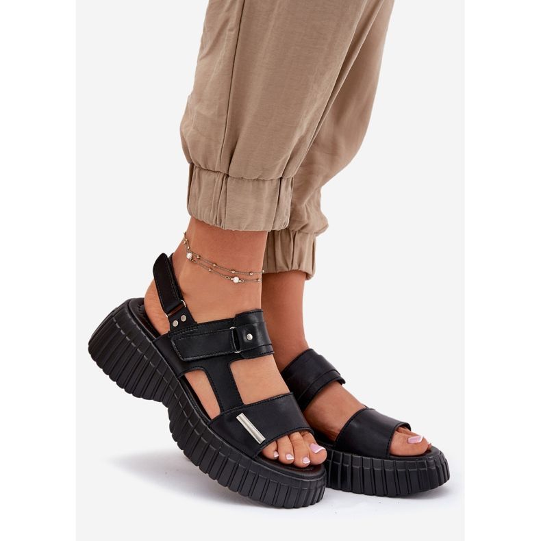 EVento Kvinnors lädersandaler på plattformen svart 1