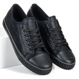 L&H Svarta sneakers 1