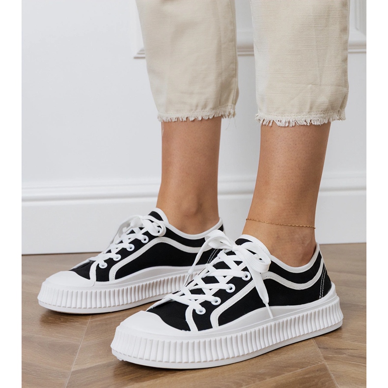 Svarta plattformssneakers för kvinnor 1