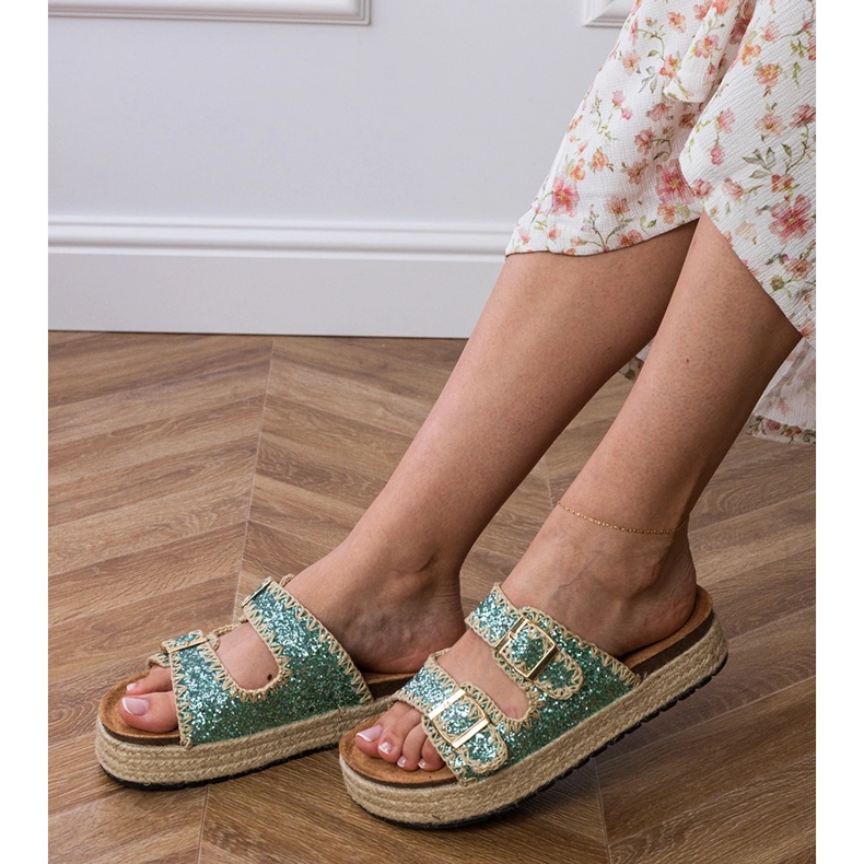 Gröna tofflor espadrilles med spännen 2