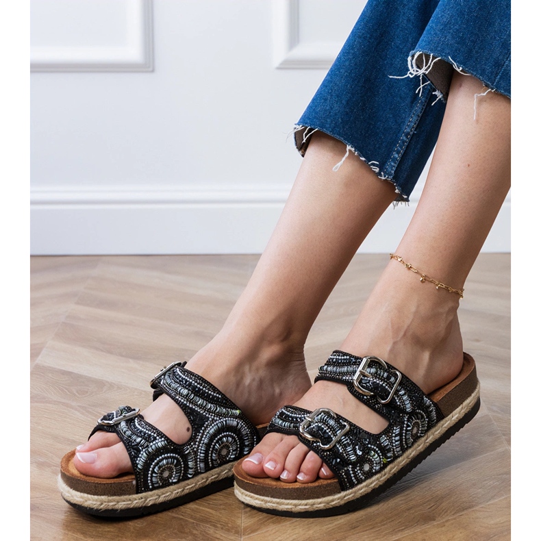 Svart etniska flip flops med klämmor på ränder 2