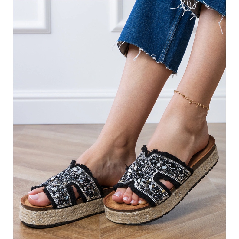 Svart espadrilles med zirkoner och stenar 2