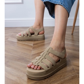 Dark Beige Gladiator Sandals på plattformen 2