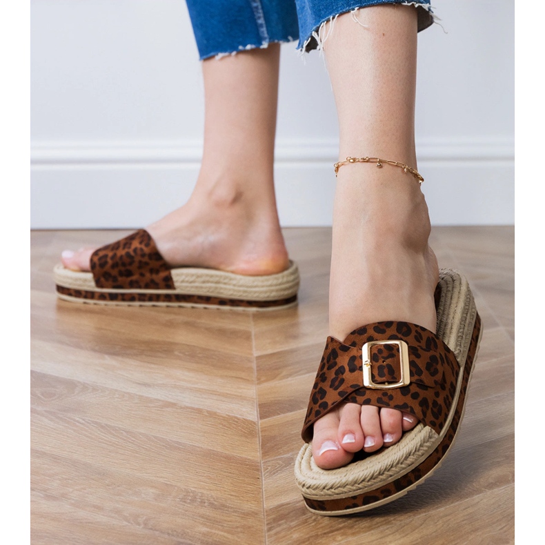 Panther flip flops på plattformen med ett spänne på baren brun 2