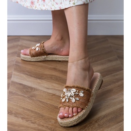 Brown Espadrille Flip Flops med skal brun 3