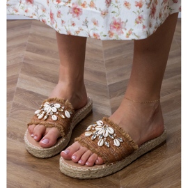 Brown Espadrille Flip Flops med skal brun 4